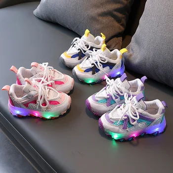 Детские светящиеся теннисные туфли со светящейся подошвой, модные кроссовки для мальчиков и девочек, спортивные кроссовки для бега со светодиодной подсветкой, дышащая детская обувь